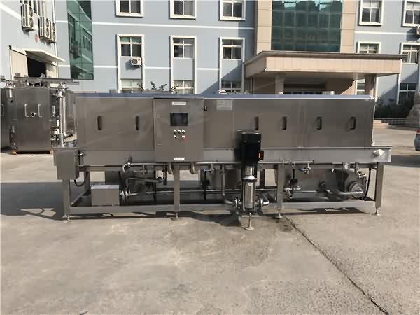 塑料筐清洗機批發廠家價格 2人可完成900只小時的清洗任務 塑料筐清洗機批發廠家價格 2人可完成900只小時的清洗任務