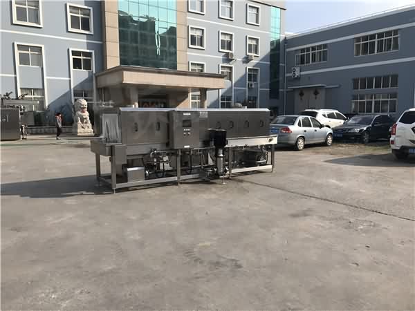 四段清洗洗箱機,周轉箱滅菌清洗 高效益比回報 四段清洗洗箱機,周轉箱滅菌清洗 高效益比回報